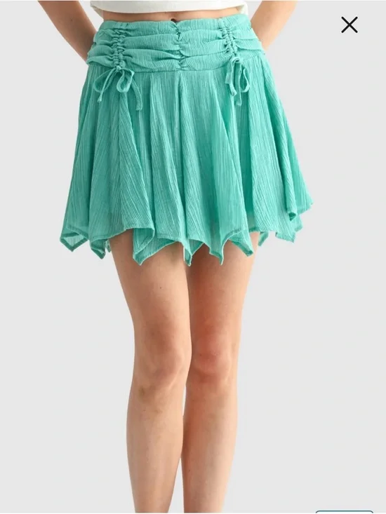 All in Favor Teal Crinkled High-Waist Skater Skirt - Picture 3 of 3